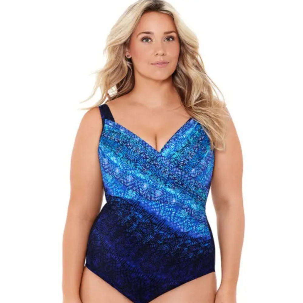 NWT - Miraclesuit Blue Curacao Seraphina Underwire Swimsuit - Size 20W